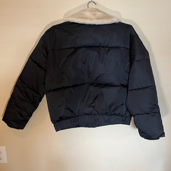 Abercrombie & Fitch Faux Fur Collar Mini Ultra Puffer Black Women's Medium - Picture 10 of 16
